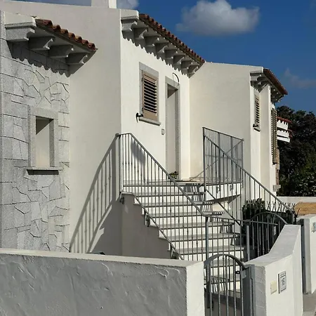 아파트 House Hermosa Barrabisa